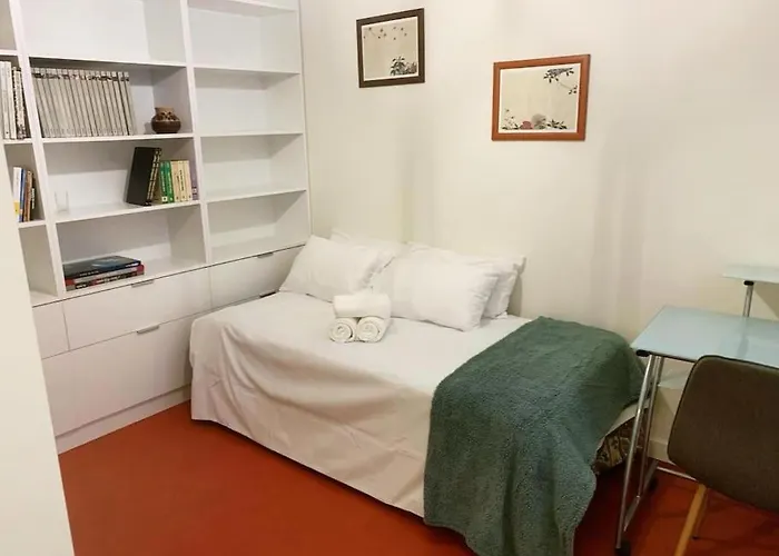 Piso Centrico Con Terraza Amplia Y Garaje 公寓 *